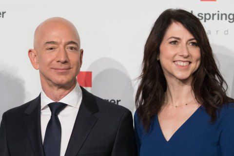Супруга основателя компании Amazon после бракоразводного процесса может стать самой богатой женщиной на планете.