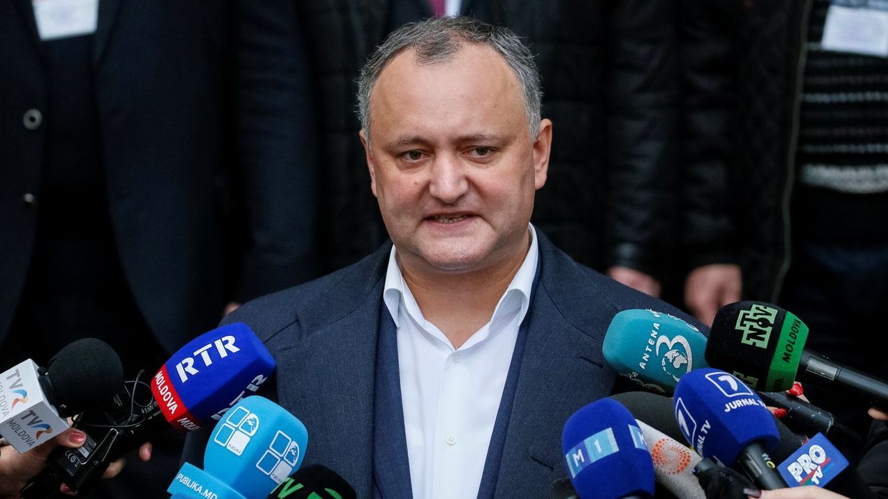 По его словам, после восьми лет проевропейской политики Молдова наконец начала выправлять ситуацию. 