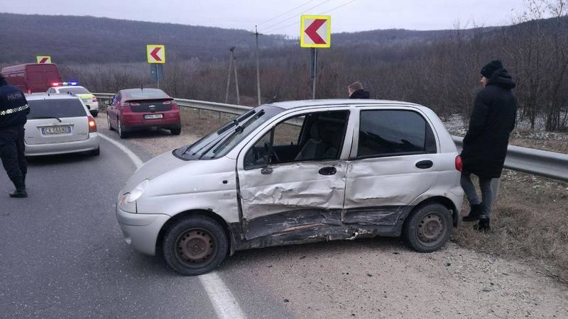 На трассе Кишинёв-Оргеев произошла авария: водитель госпитализирован.