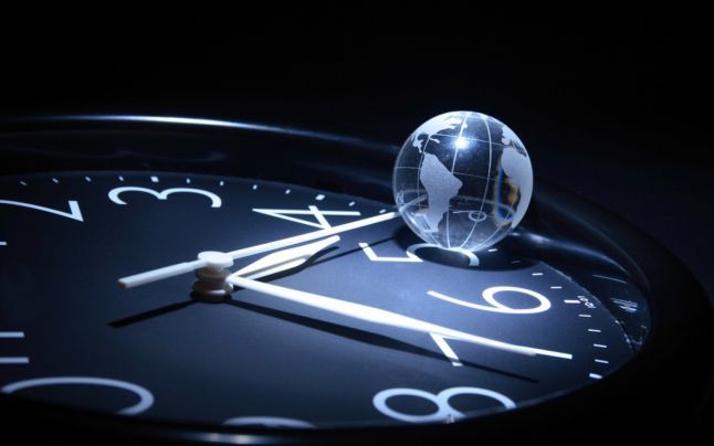 În ultima sâmbătă a lunii martie, comunitatea mondială va marca Ora Pământului (Earth Hour 60+). Foto: Shutterstock  