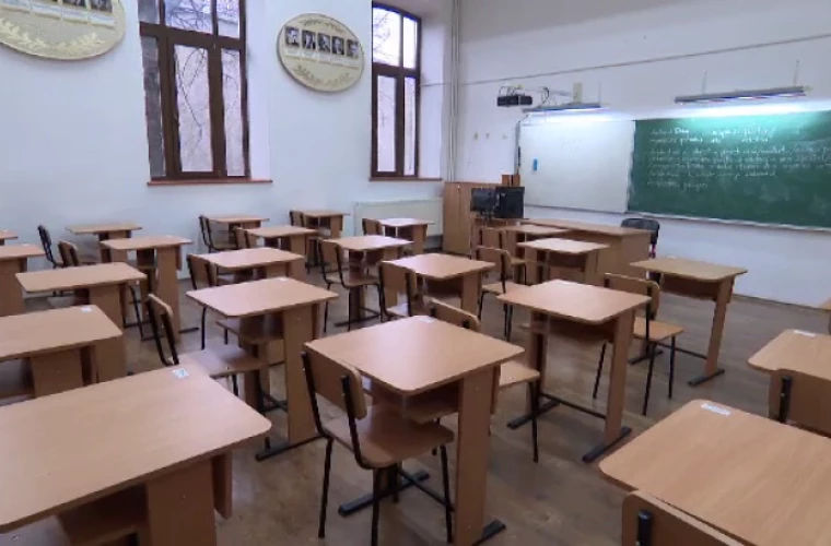 У школьников в ближайшем учебном году каникулы снова будут 4 раза.