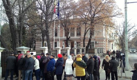 В Республике Молдова открыто 35 избирательных участков для молдаван с румынским гражданством.
