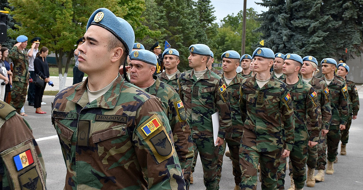 Mai multe drepturi sociale pentru militarii Armatei Naționale. Modificările, aprobate.