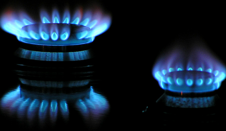 И Украина, и Молдова нуждаются в природном газе. А у Ирана есть в этом отношении очень серьёзный потенциал.