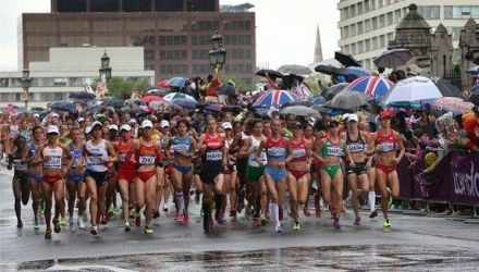Sportiva de 36 de ani a parcurs cei 42,2 km pe străzile capitalei britanice într-un timp de 2:37:13.