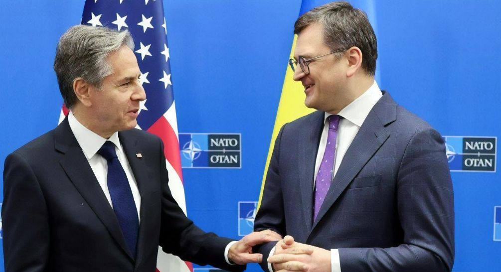 Блинкен и Кулеба обсудили подготовку контрнаступления Украины и поставки оружия.