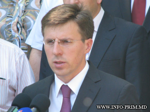 Генеральный примар столицы добавил, что Молдова не может останавливаться на этом, европейский курс следует продолжать.