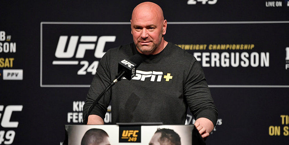 Глава UFC анонсировал переговоры по возобновлению карьеры Нурмагомедовым. Фото: rbc.ru.