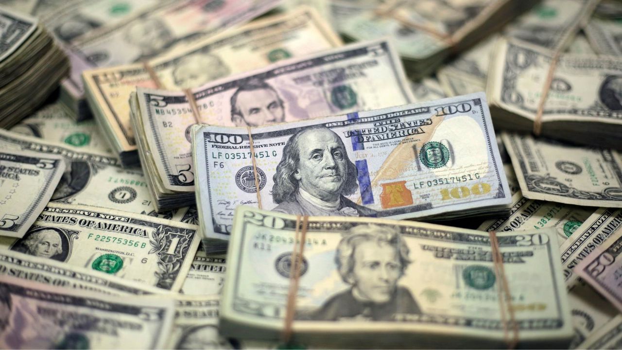 Валютный резерв Национального банка Молдовы уменьшился на 86,63 миллиона долларов.