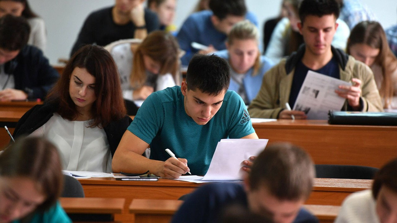 Peste 19.800 de persoane și-au exprimat intenția de-a face studii de licență sau masterat în Republica Moldova.