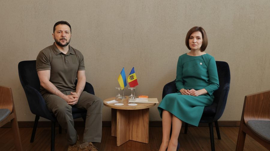 Санду провела двустороннюю встречу с Зеленским: Обсудили наш европейский путь.
