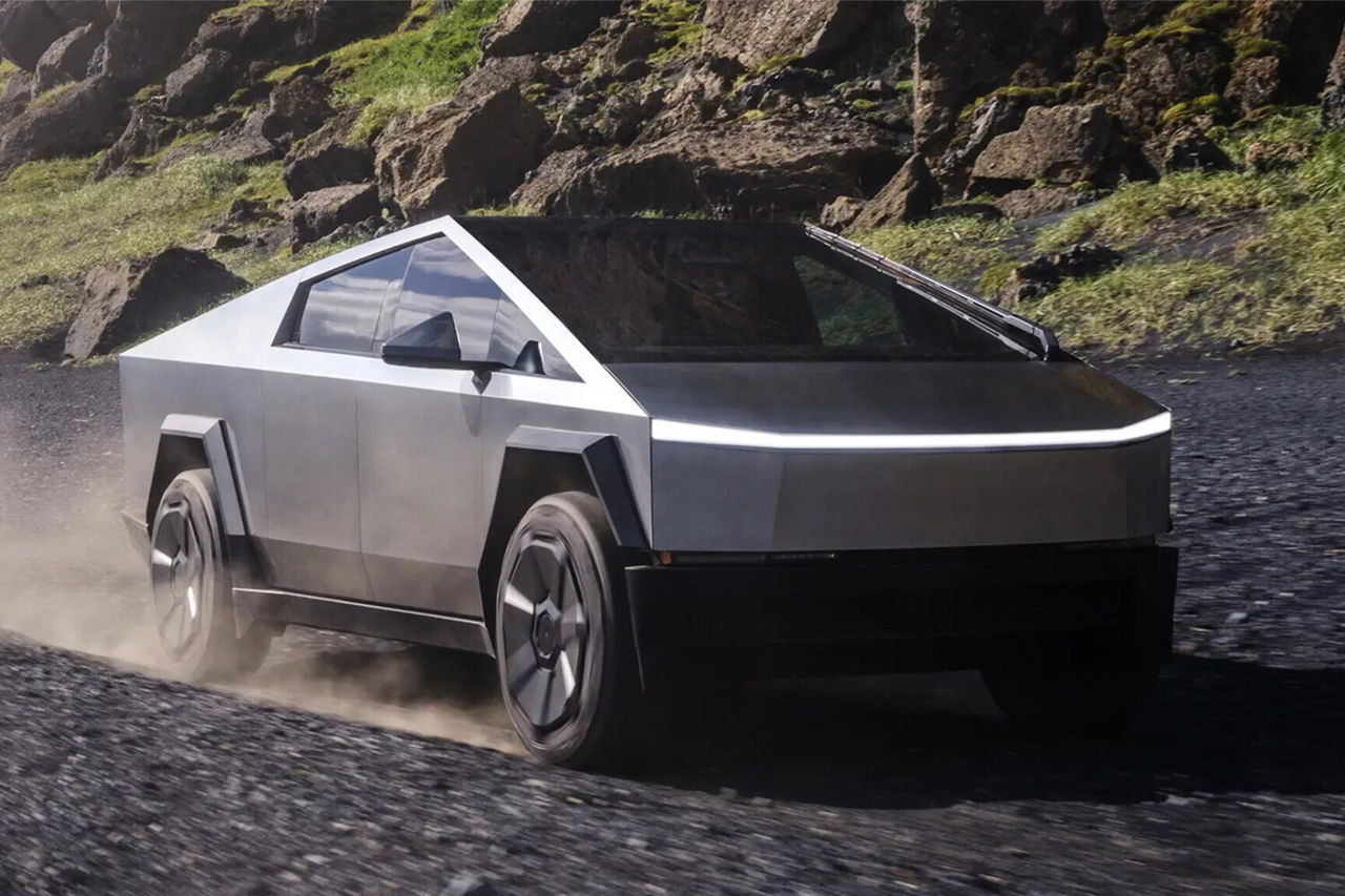 Tesla recheamă modelul Cybertruck pentru a șasea oară în acest an.