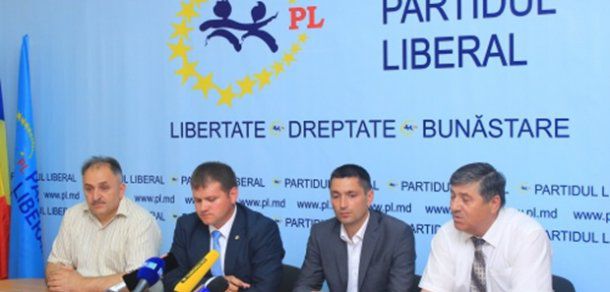 Conducerea Partidului Liberal a atenționat astăzi despre atacul violent și acțiunile huliganice asupra candidatului PL. Foto: deschide.md