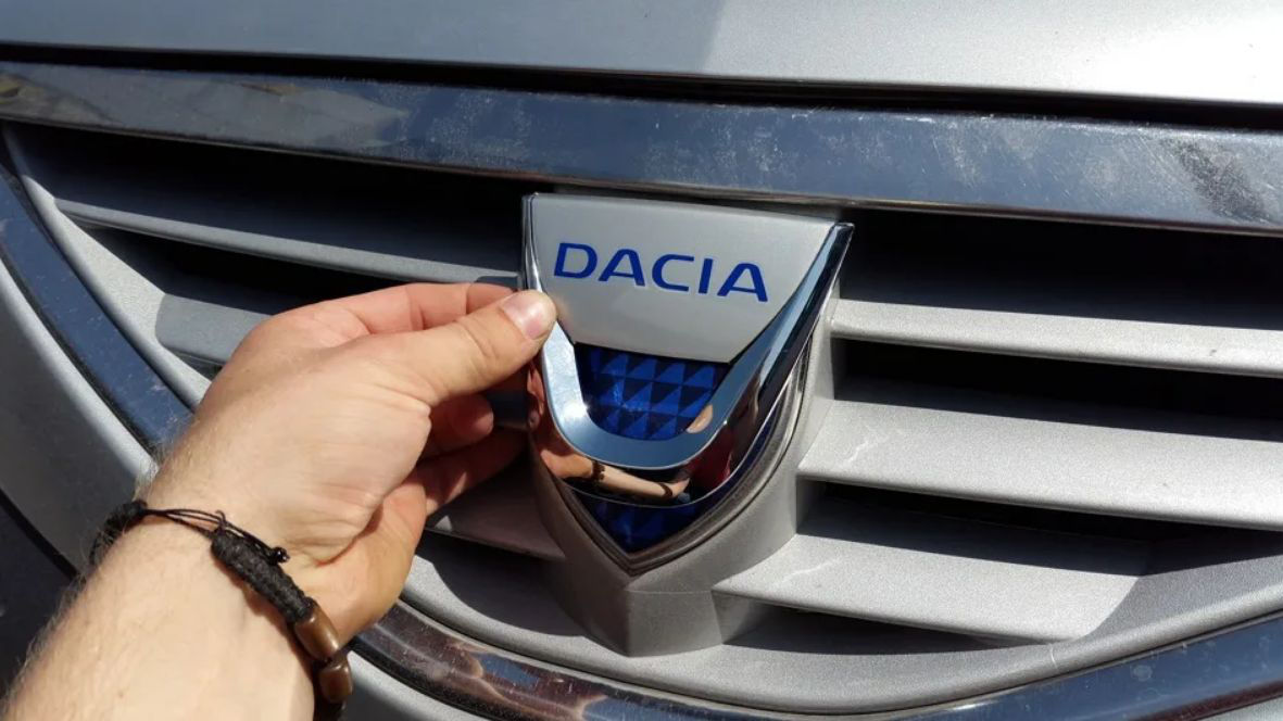 Популярные авто в СНГ: в Молдове предпочитают Dacia, в Армении – Mercedes.