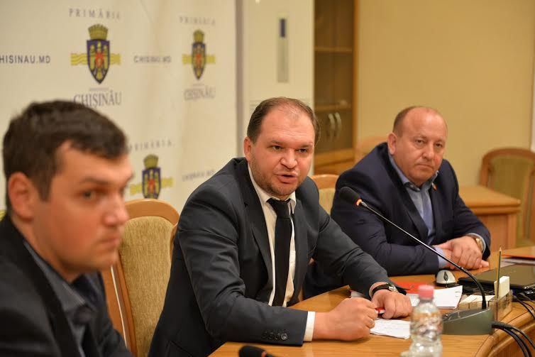Председатель фракции ПСРМ в Муниципальном совете Кишинева Ион Чебан.