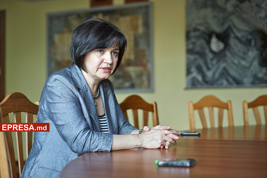Ministrul spune că în toate activitatea ei de până acum în funcția dată a încercat să garanteze o abordare corectă relațiilor culturale din Republica Moldova.