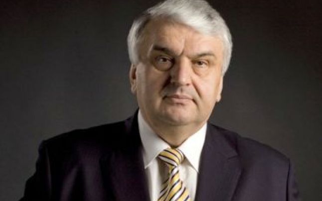 Serafim Urechean crede că imaginea de gospodar îi va asigura simpatia alegătorilor. Foto: adevarul.ro