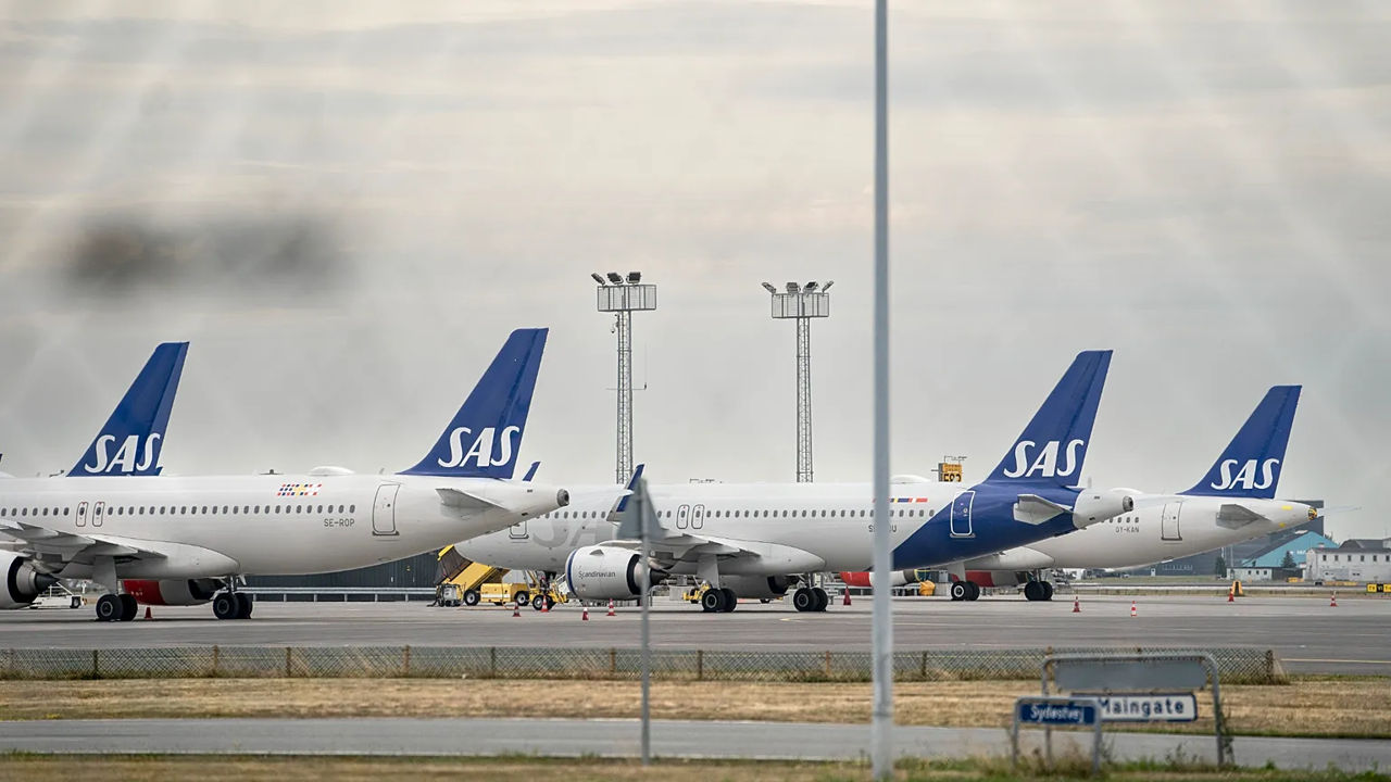 Activitatea aeroporturilor din Danemarca și Norvegia, paralizată de drone.