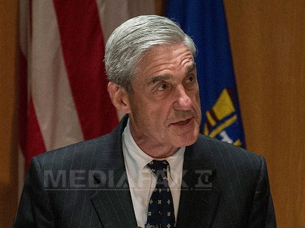 Donald Trump suţine că nu intenţionează să-l demită pe procurorul special Robert Mueller.