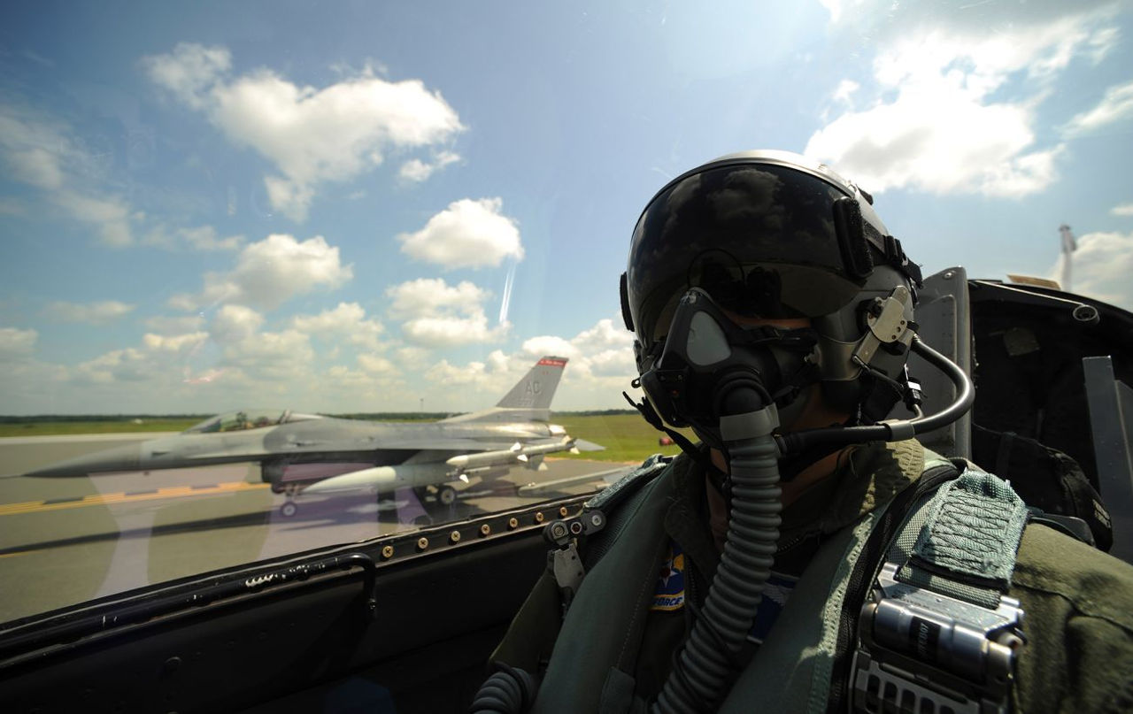 CNN: США пока не утвердили план обучения украинских пилотов на F-16.