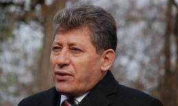Ghimpu este indignat că Guvernul își asumă inițiativa cu privire la importul mașinilor mai vechi de 7 ani. Foto: dordebasarabia.ro