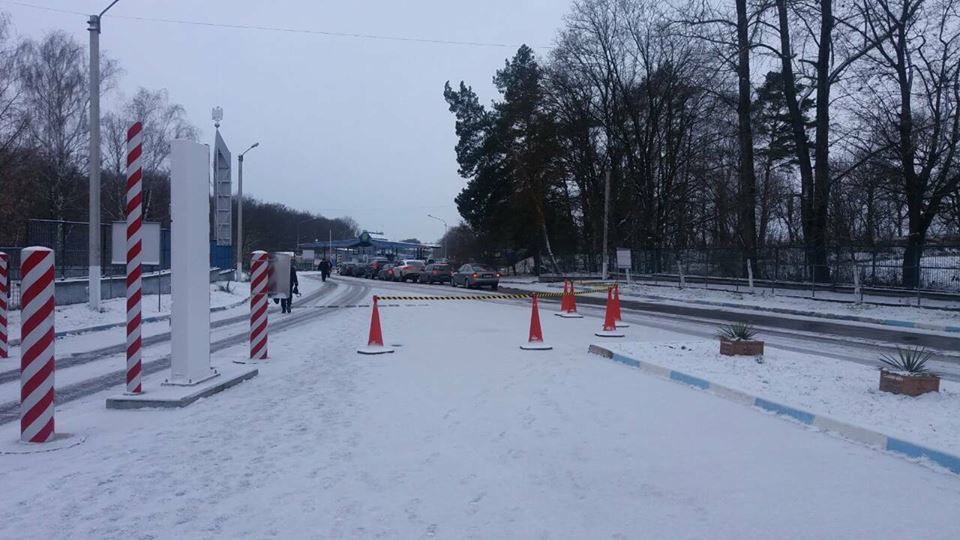 Все пункты пропуска на границе с Молдовой работают нормально.