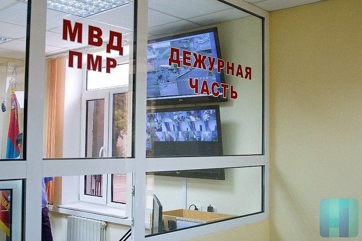 Пьяный мужчина без прав попал в ДТП на чужом автомобиле.