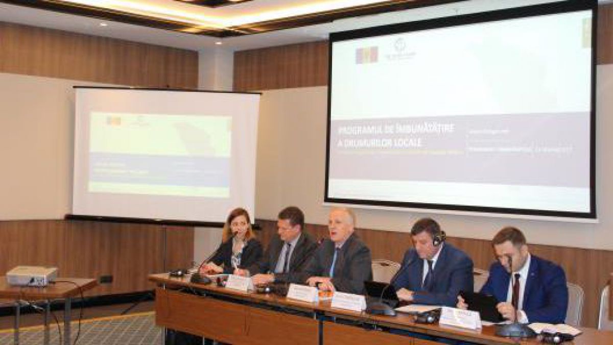 Banca Mondială a organizat un seminar pentru lansarea Proiectului privind îmbunătățirea drumurilor locale. Foto: mtid.gov.md