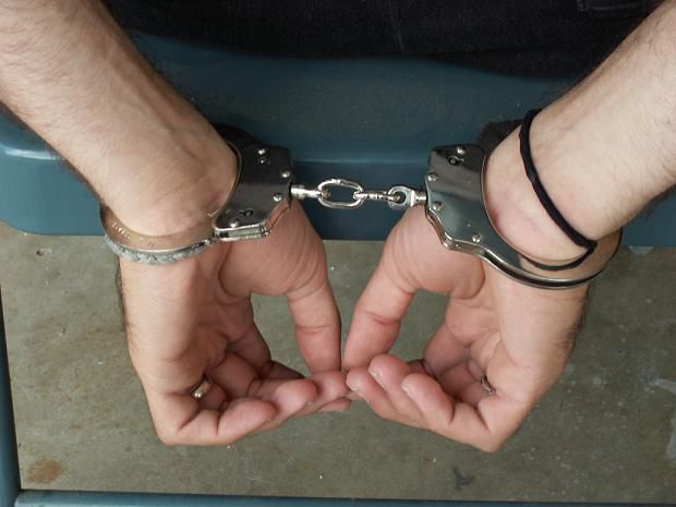 Doi cetățeni moldoveni, reținuți de poliţiştii de frontieră români. Foto: fermapolitica.ro