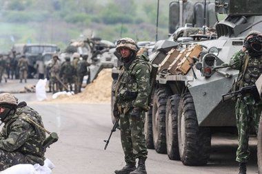 Военное командование и администрации будут иметь право устанавливать усиленной охраны важных объектов.