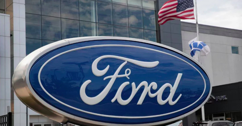 Ford выпустит 50 тысяч аппаратов искусственной вентиляции легких за 100 дней.