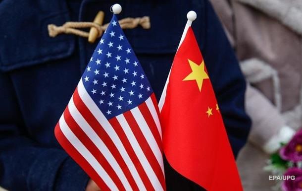 Ранее в США опубликовали список из 1,3 тысячи китайских товаров, против которых могут быть введены дополнительные пошлины.