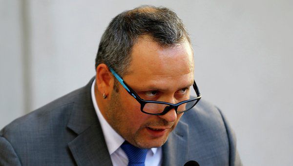Национальный банк Чили ранее отверг обвинения в адрес сына Бачелет, однако заявления спровоцировали политический скандал.