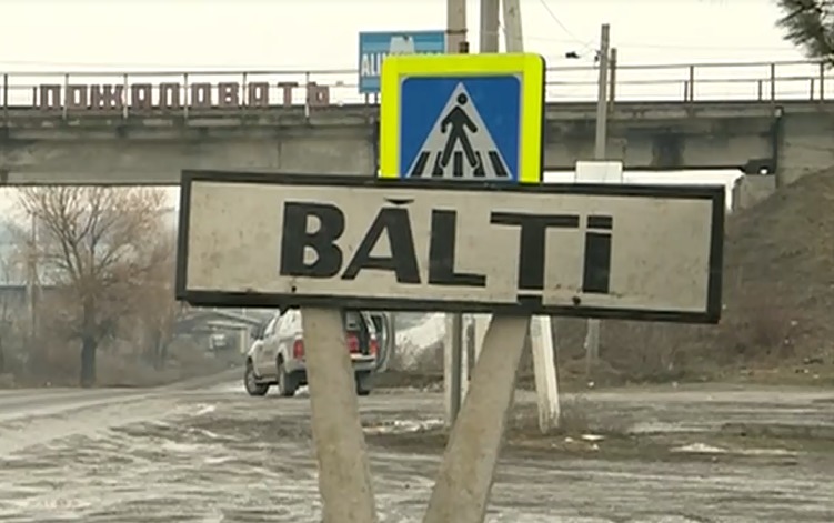 Oraşul Bălţi, o uriaşă capcană pentru şoferi. Ce spun oamenii