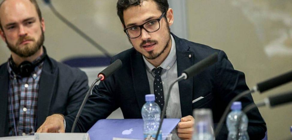 Politologul Dionis Cenușă.