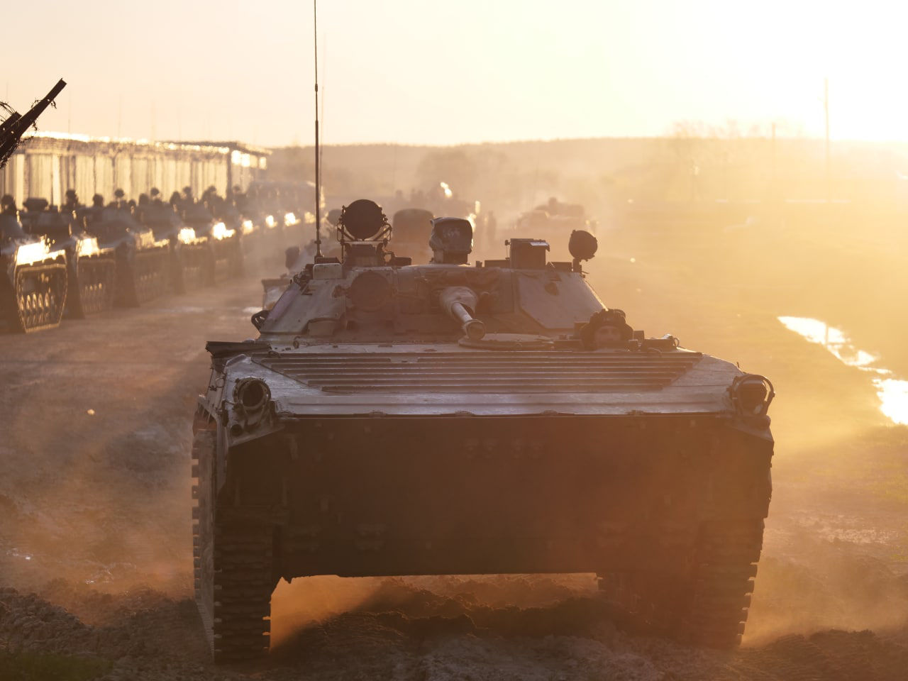 Беларусь начала "внезапную проверку" боеготовности.