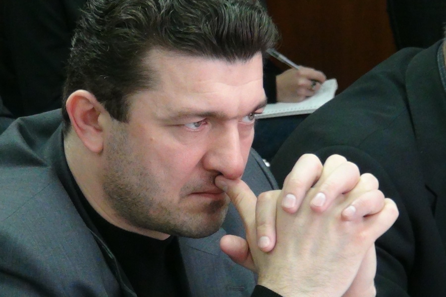    Районные власти Рышкан не желают восстановления памятника Ленину и препятствуют реализации конституционных прав граждан.