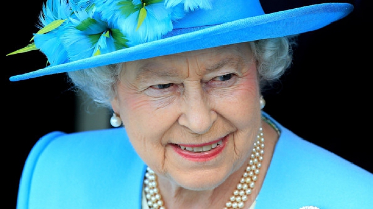 Suverana a fost internată duminică după-amiază în spitalul King Edward VII din Londra.