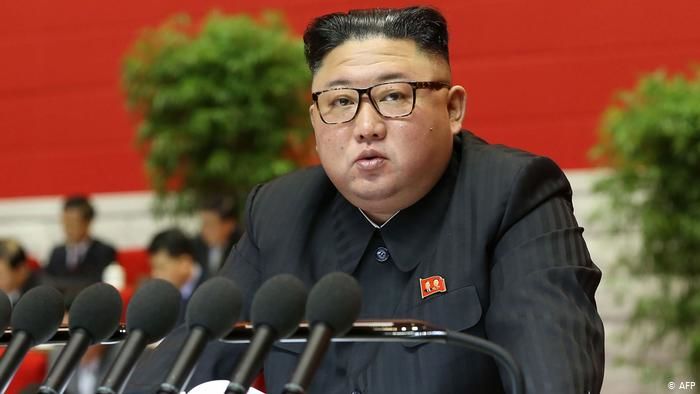 Ким Чен Ын призвал КНДР готовиться к противостоянию и диалогу с США.