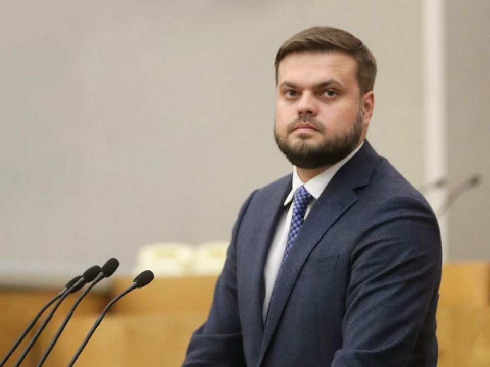 Член Комитета Госдумы РФ по делам СНГ Артем Туров.