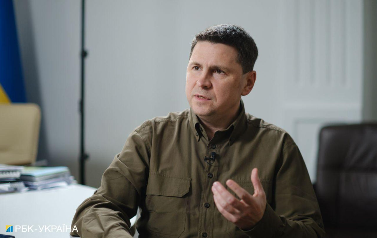 Подоляк: "Кто как не Украина заслуживает быть в НАТО?".