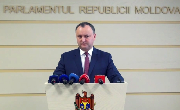Додон заверил, что «параллельно ПСРМ продолжит национальную кампанию по продвижению интеграции в Таможенный союз.