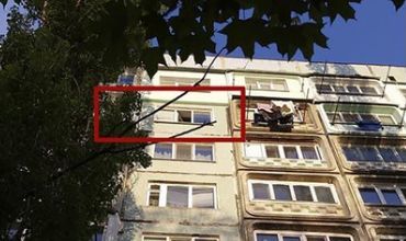Девочку из Бельц, выпавшую из окна, доставили в Кишинев.