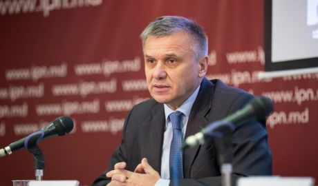 Comentatorul politic Igor Boţan.