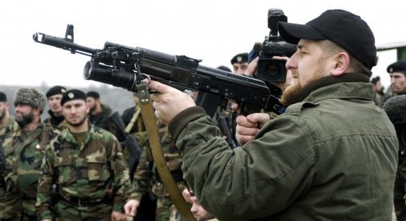 Kadîrov a recunoscut marţi că soldaţi ceceni au fost trimişi în Siria în cadrul unui batalion de poliţie militară desfăşurat de Rusia pentru asigurarea securităţii la Alep.
