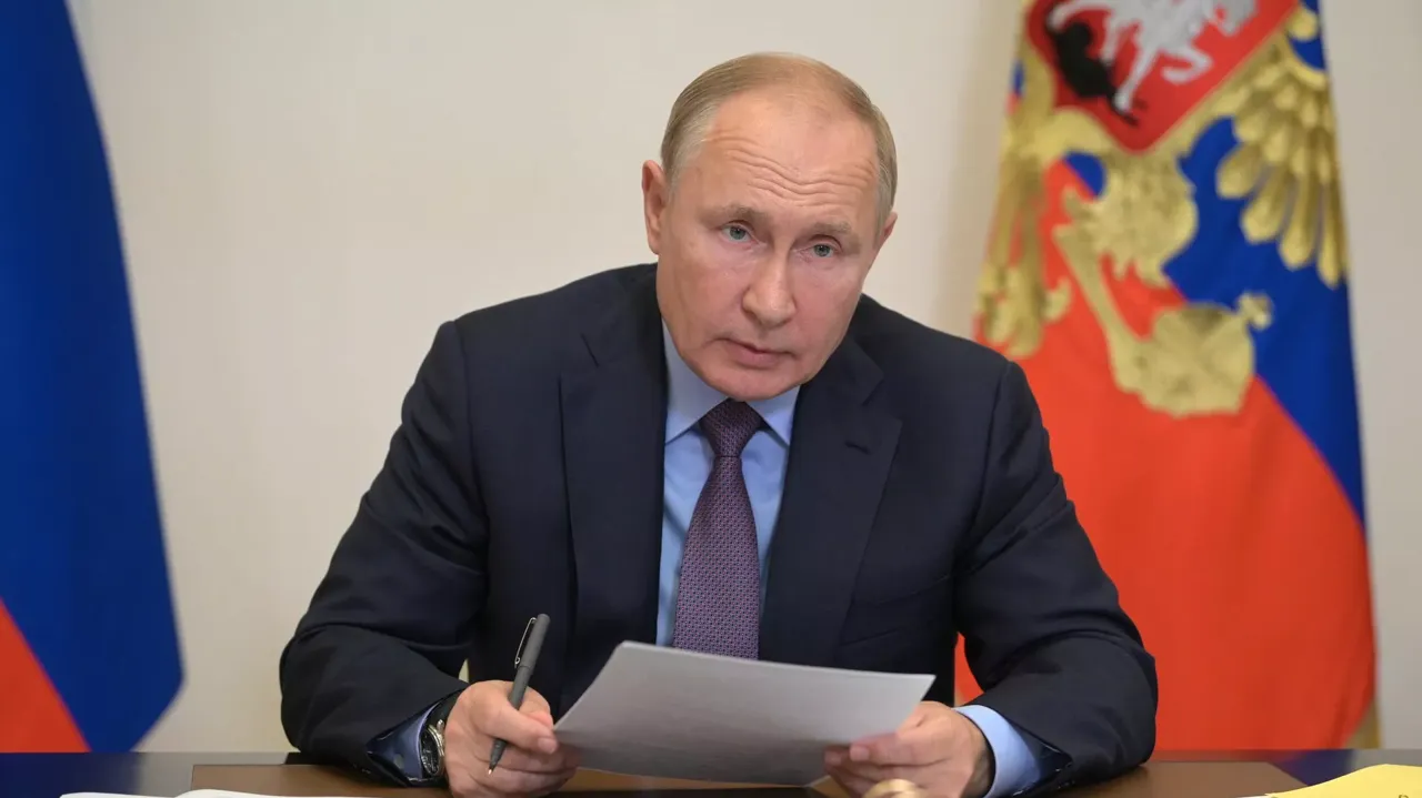 Президент ждет доклад по поручению до 31 марта и далее ежемесячно. Фото: ria.ru.