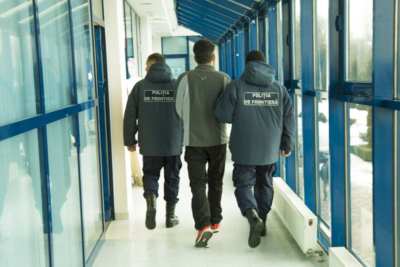 Un escroc rus, căutat de autoritățile elvețiene a fost reținut pe Aeroportul Chișinău. 