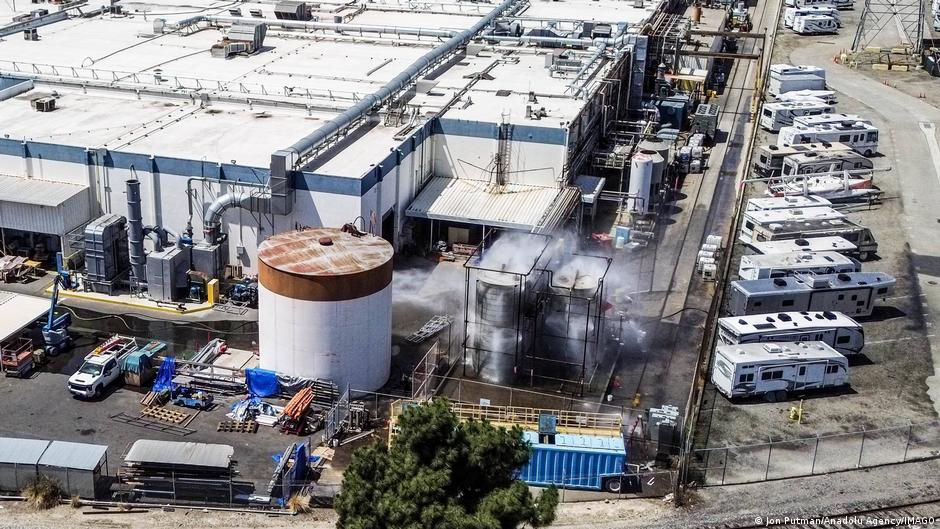 Stare de urgență, declarată în California din cauza riscului de explozie a unui rezervor cu substanțe chimice toxice.