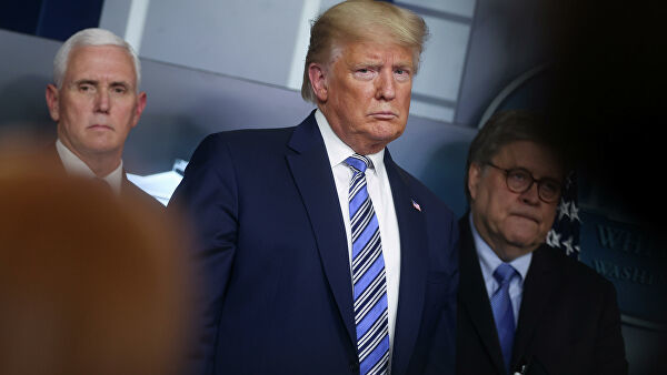 Трамп потребовал от General Motors начать производство аппаратов ИВЛ.