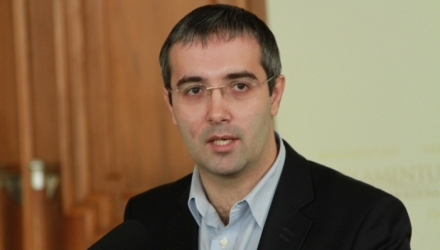 Sergiu Sîrbu a declarat că speră ca decizia Curţii Constituţionale să fie o lecţie celor care se dedau jocurilor politice.